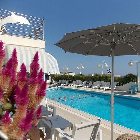 Hotel Excelsior Cesenatico Eksteriør bilde
