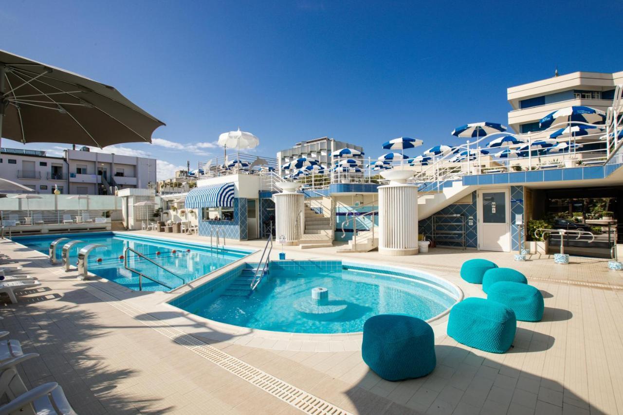 Hotel Excelsior Cesenatico Eksteriør bilde