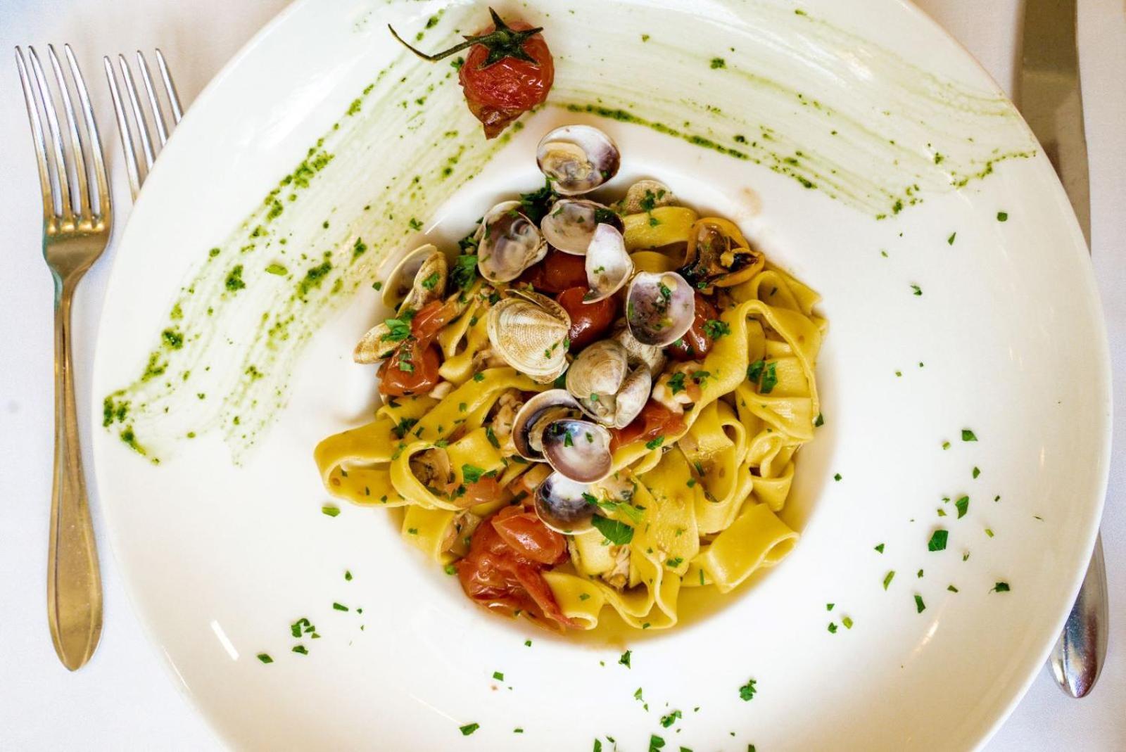 Hotel Excelsior Cesenatico Eksteriør bilde
