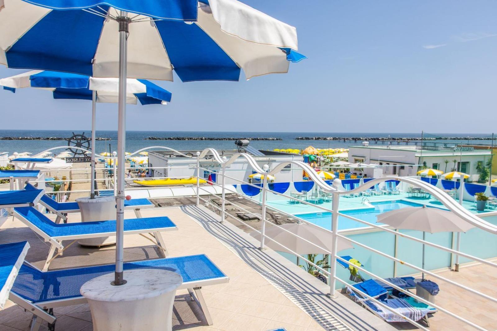 Hotel Excelsior Cesenatico Eksteriør bilde