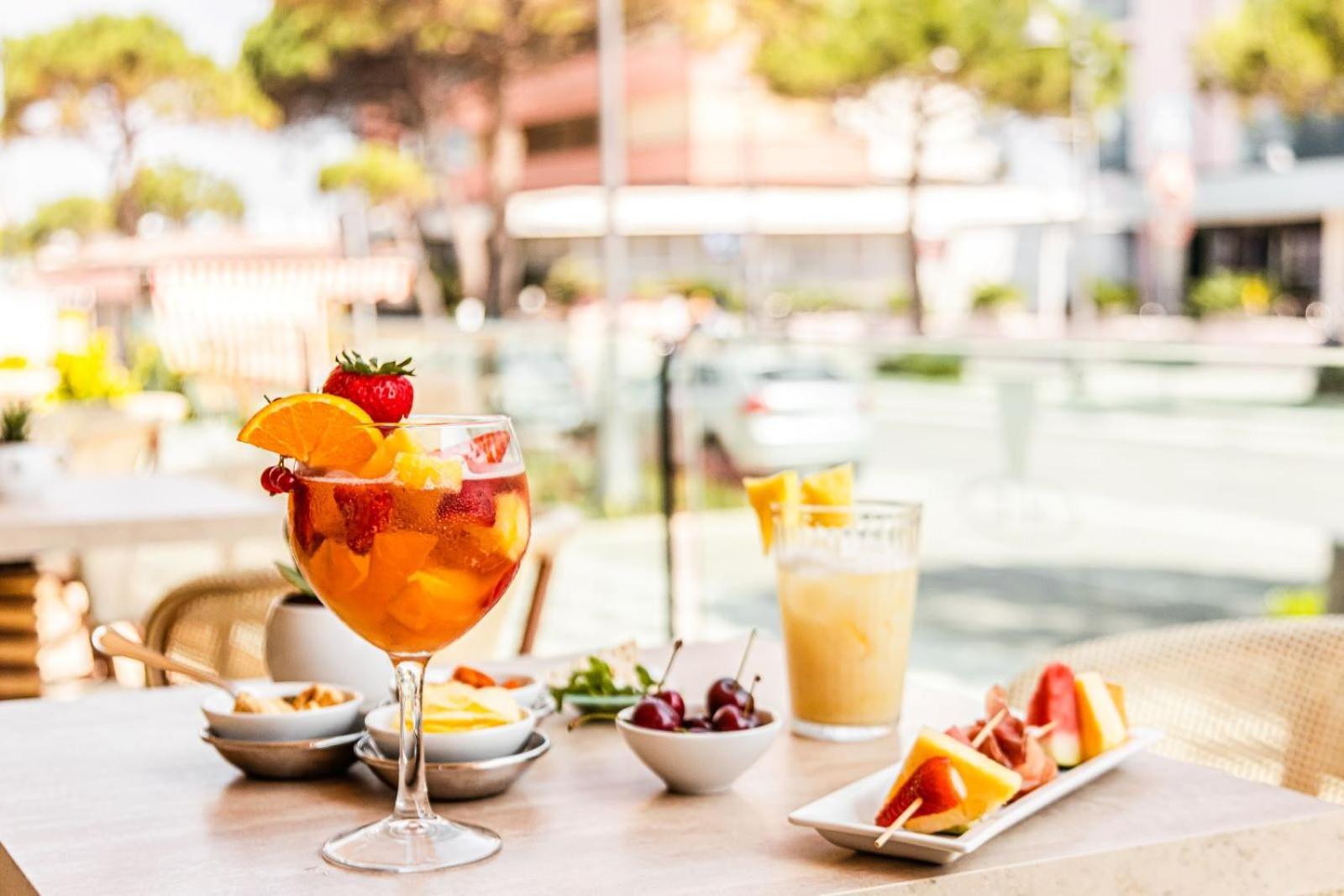 Hotel Excelsior Cesenatico Eksteriør bilde