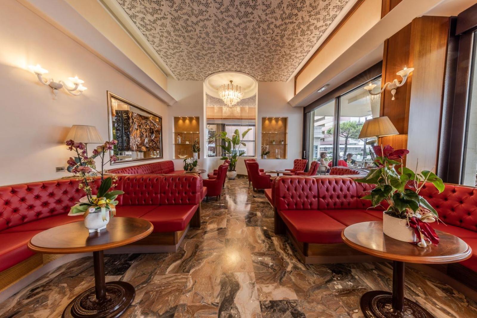 Hotel Excelsior Cesenatico Eksteriør bilde